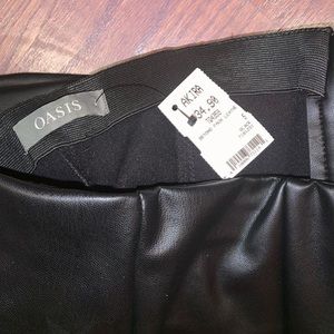 BLACK LEATHER PANTS AKIRA